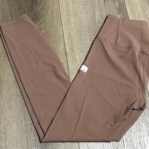 Vuori Women's Leggings in Brown